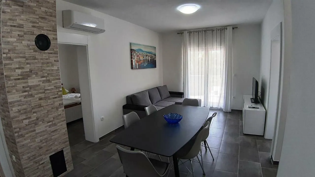 Relax Apartment Starigrad Paklenica