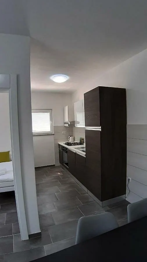 Relax Apartment Starigrad Paklenica 0*,